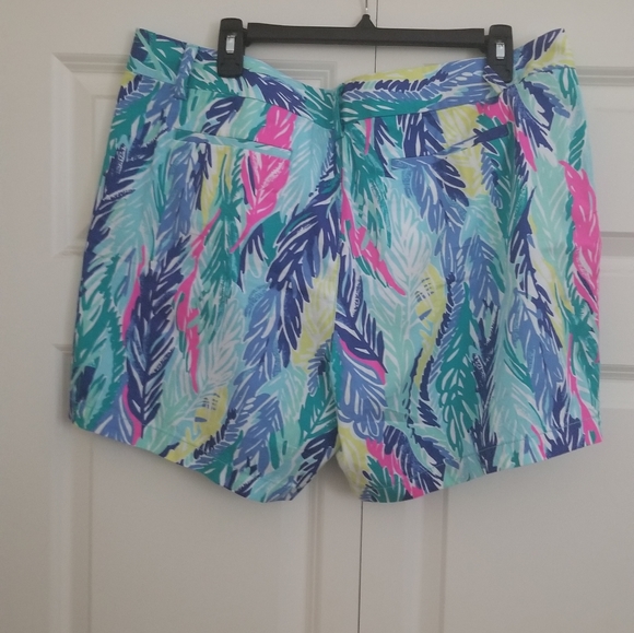 NWT Lilly Pulitzer Shorts - Picture 3 of 5